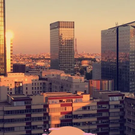 Beautiful La Defense Courbevoie